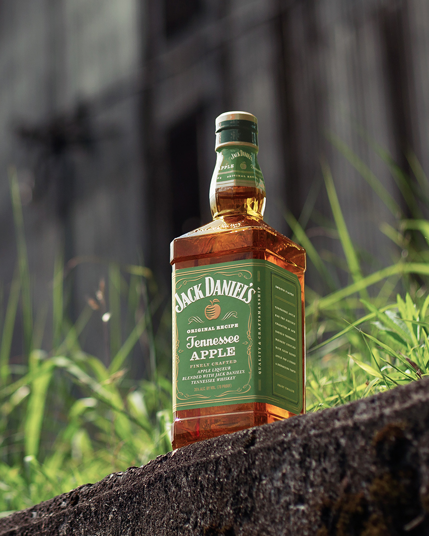 Jack Daniel's® Tennessee Apple Blended Whiskey