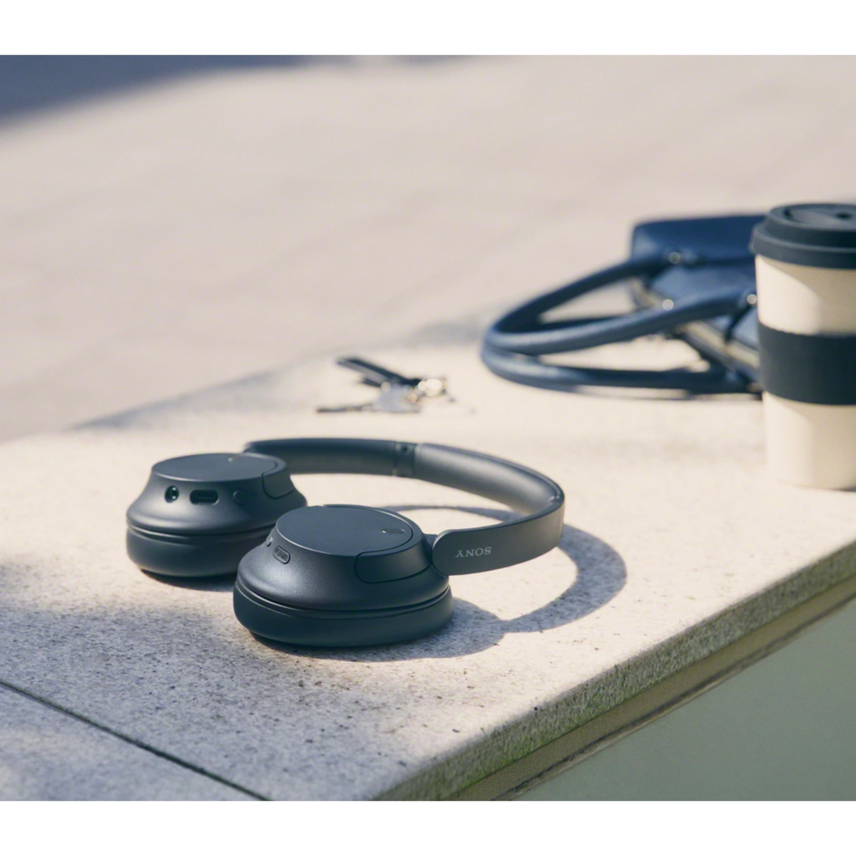 Sony Audífonos CH720 De Diadema Inalámbrico